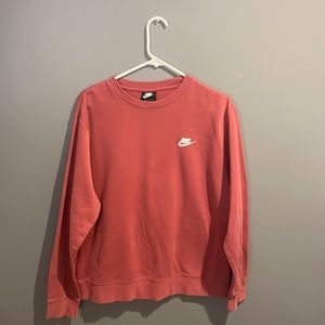 Nike crew neck, size M, pink/red color